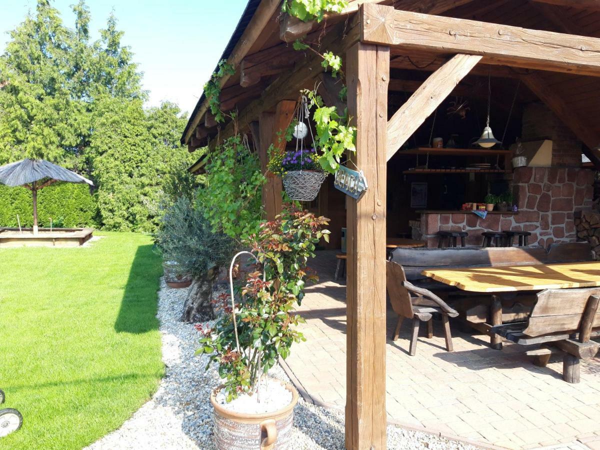 Penzion Pod Hradem Potštejn Exterior foto